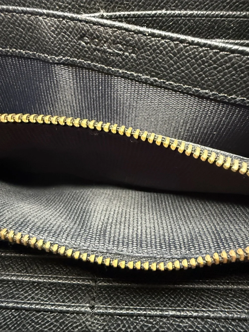 Coach Tan Black Leather Zip Wallet with Logo Plaque